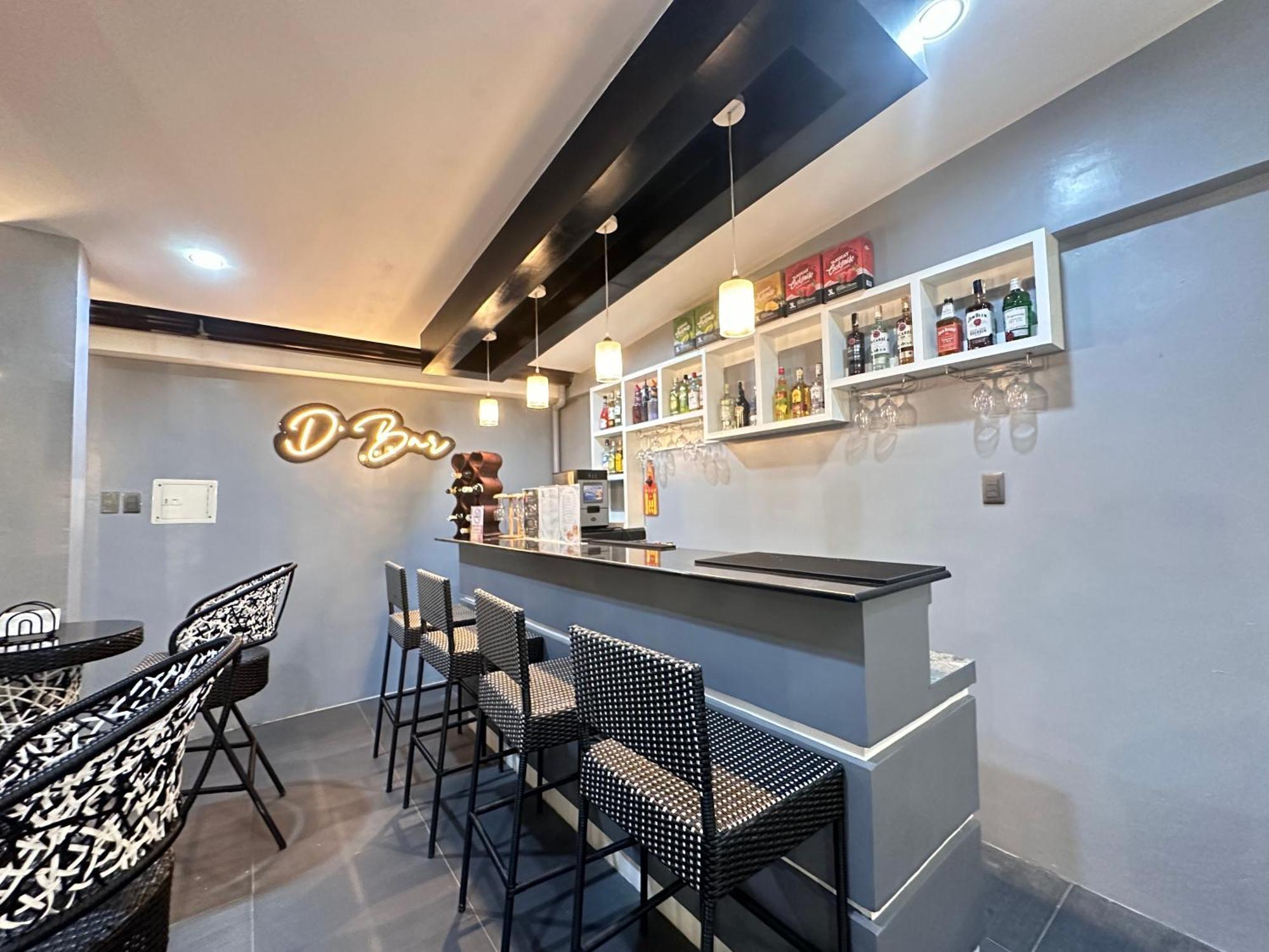 D' Beach Resort Puerto Princesa Екстериор снимка
